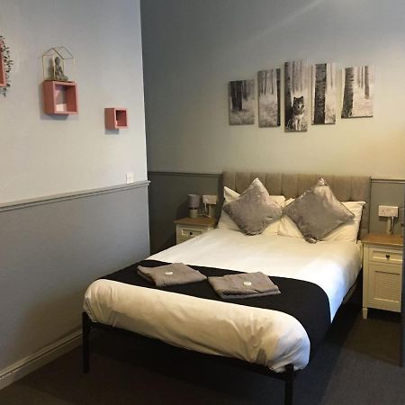 Queens Guesthouse Μάντσεστερ Εξωτερικό φωτογραφία