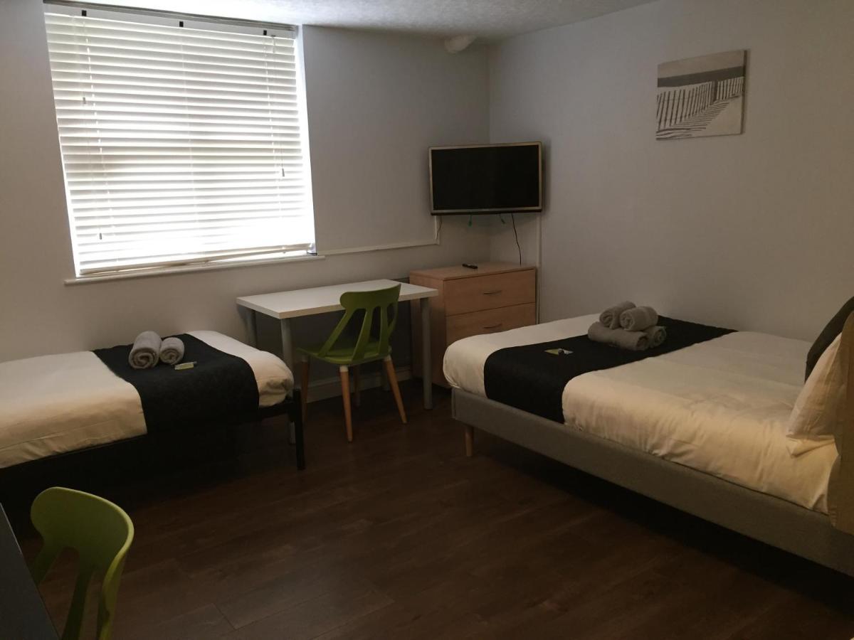 Queens Guesthouse Μάντσεστερ Εξωτερικό φωτογραφία