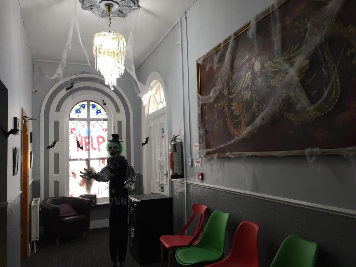 Queens Guesthouse Μάντσεστερ Εξωτερικό φωτογραφία