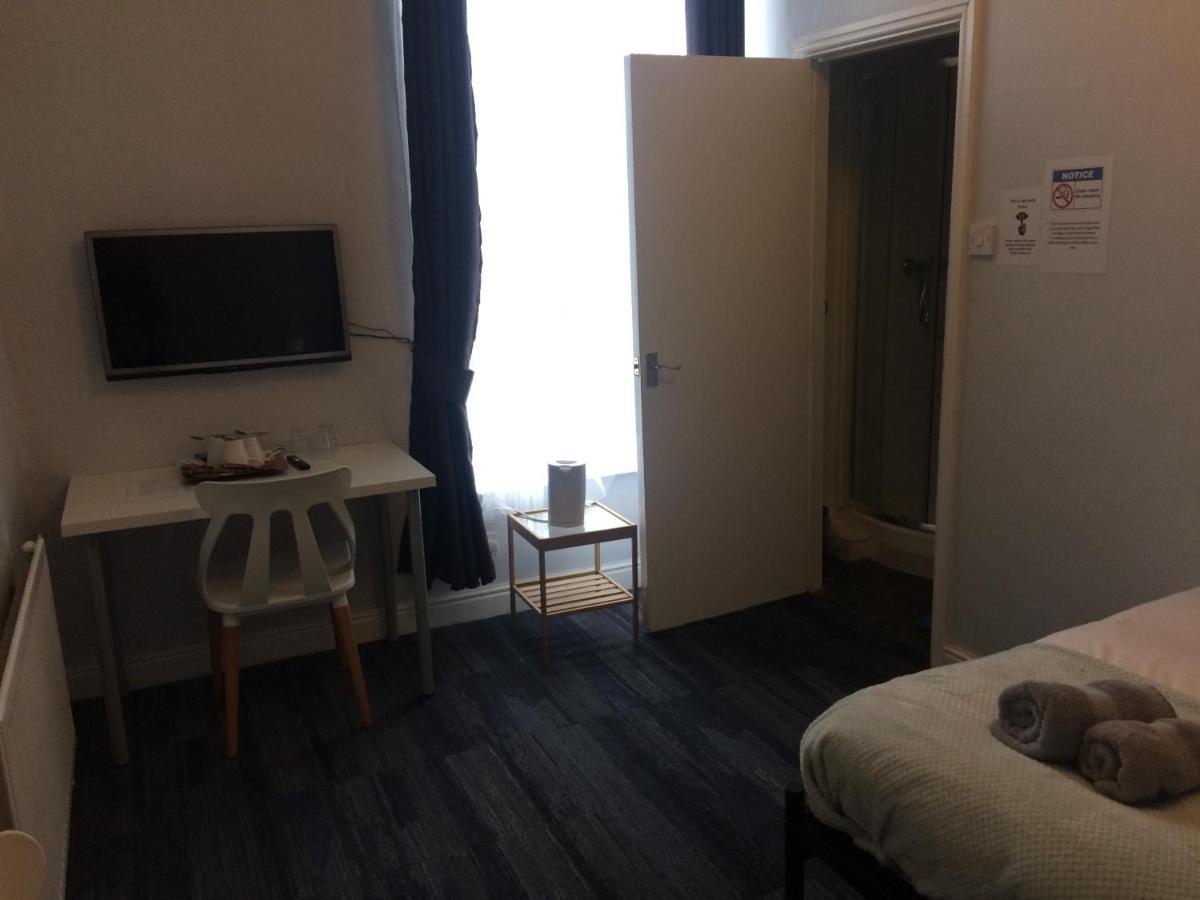 Queens Guesthouse Μάντσεστερ Εξωτερικό φωτογραφία