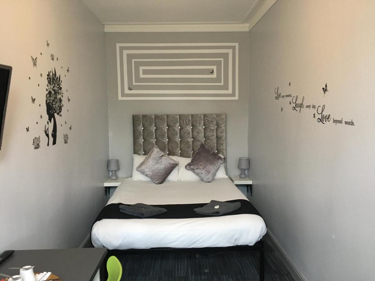 Queens Guesthouse Μάντσεστερ Εξωτερικό φωτογραφία