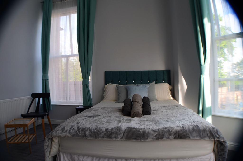 Queens Guesthouse Μάντσεστερ Εξωτερικό φωτογραφία