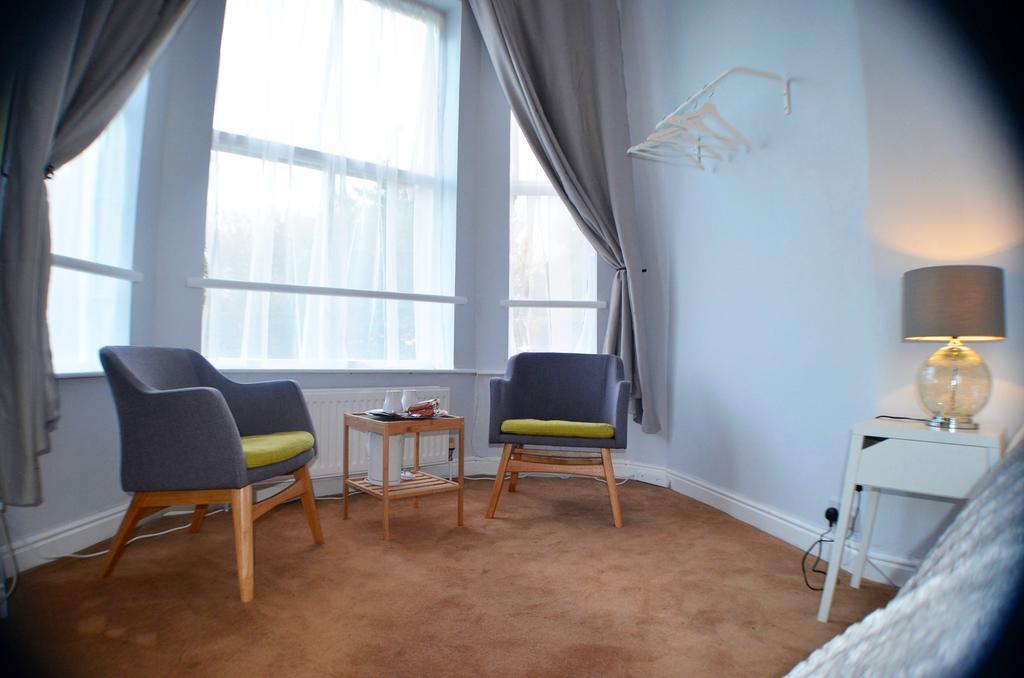 Queens Guesthouse Μάντσεστερ Εξωτερικό φωτογραφία