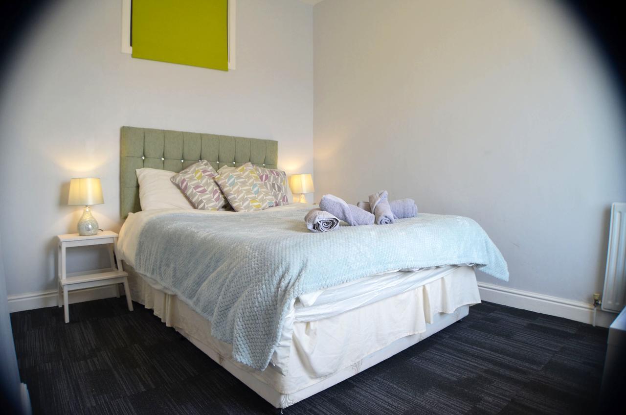 Queens Guesthouse Μάντσεστερ Εξωτερικό φωτογραφία