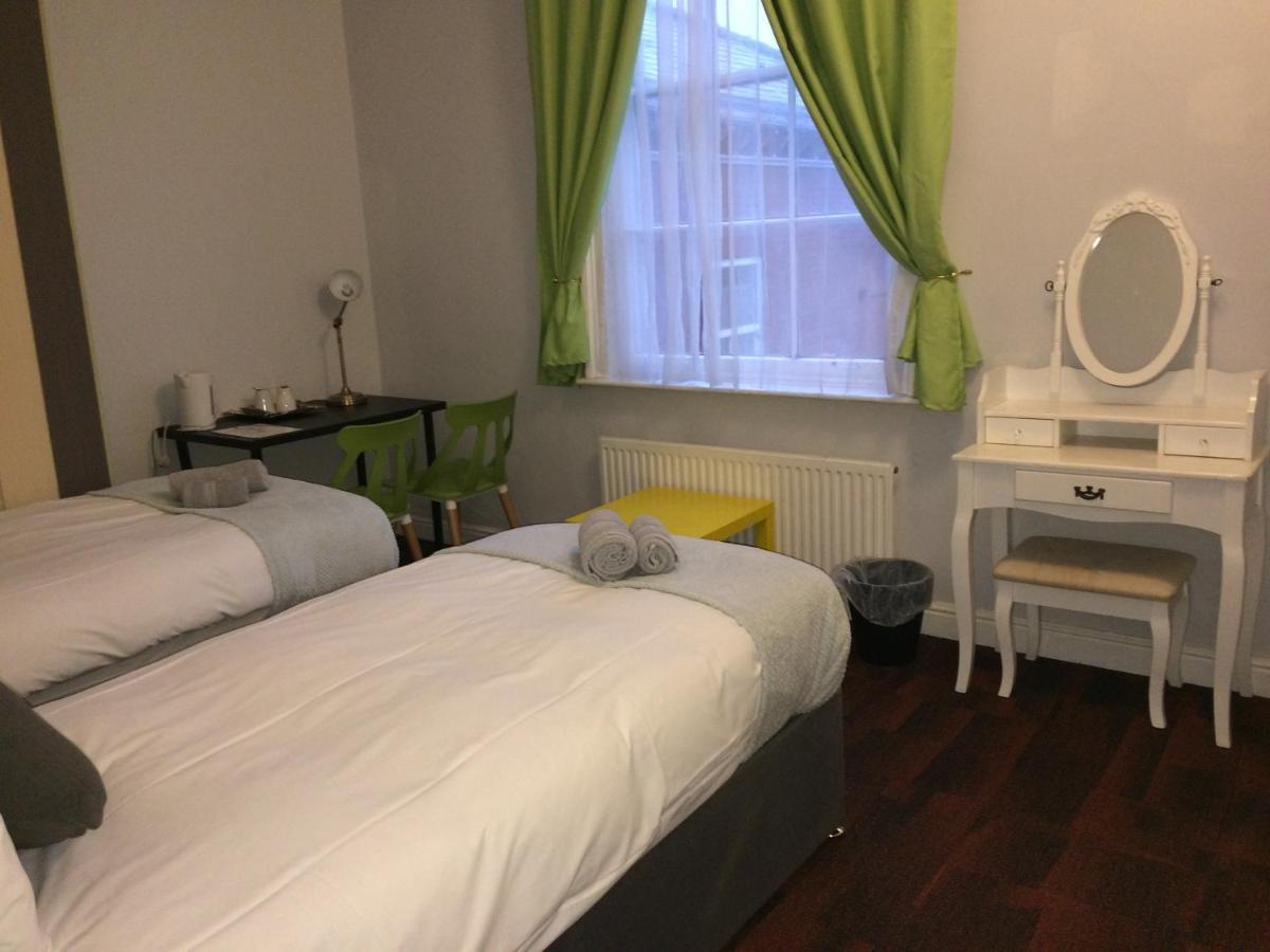 Queens Guesthouse Μάντσεστερ Εξωτερικό φωτογραφία